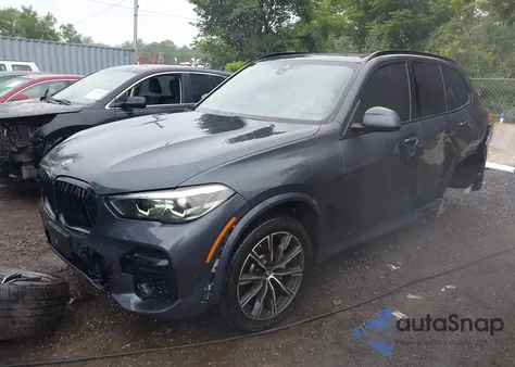 2022 BMW X5 xDrive40I z USA, uszkodzony, nr VIN 5UXCR6C05N9L89754
